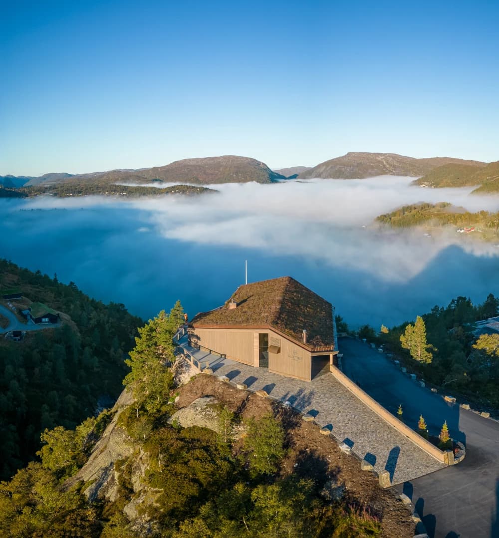 Cover Image for En Majestetisk Mettende Opplevelse på Slottet i Sirdal