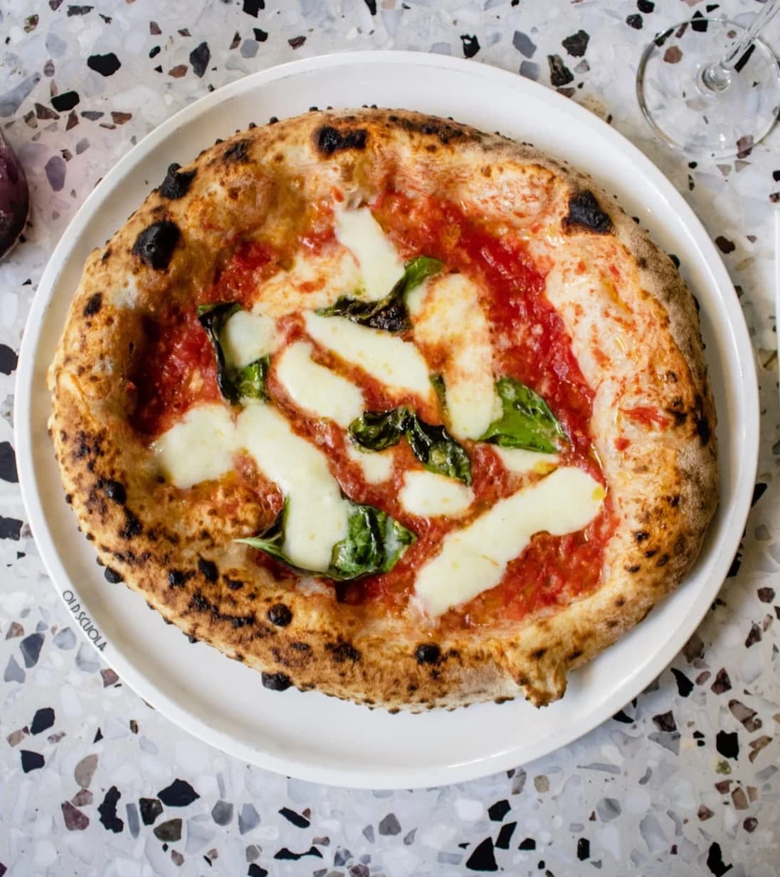 photo-1564936281291-294551497d81